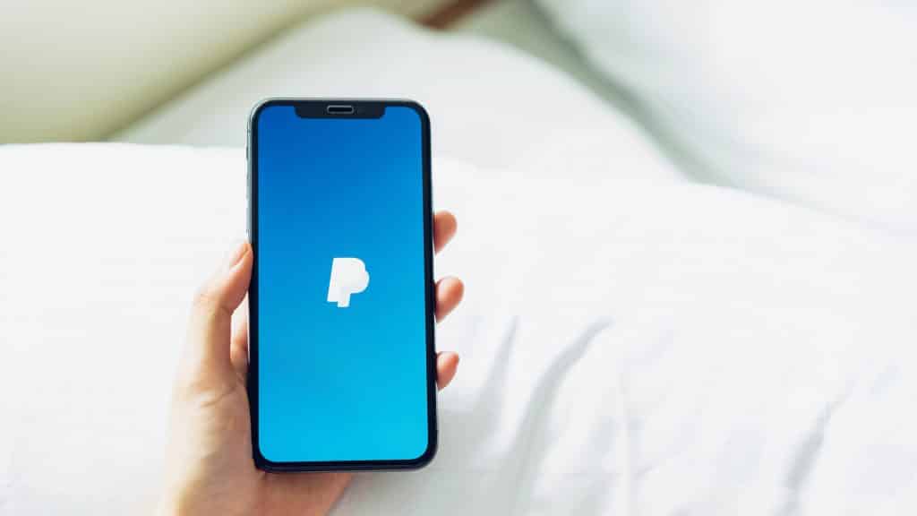 Telemóvel com PayPal, método de receber pagamentos do estrangeiro.